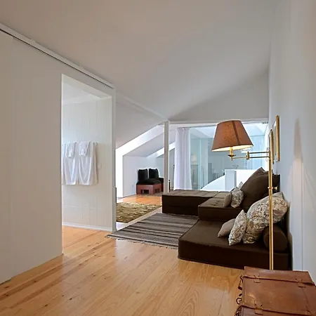 Portas Do Castelo Apartments Lisbon Exterior photo
